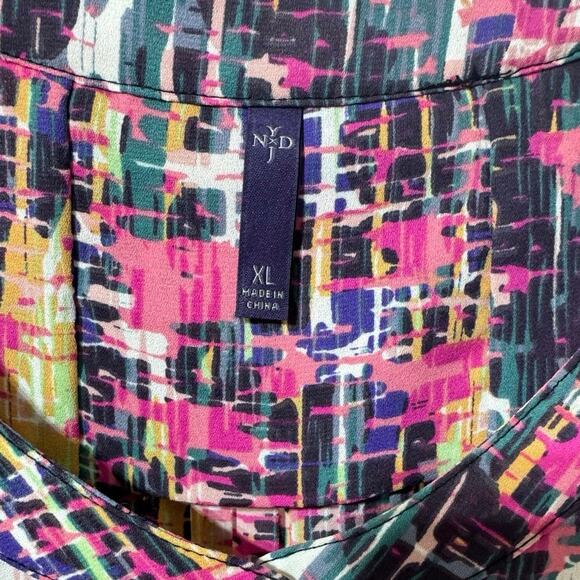 NYDJ Women’s XL 3/4 Sleeve Printed Pintucked Back Blouse Multicolor Print - Picture 11 of 12